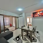 2br Snowflake By Si Daire Bansko