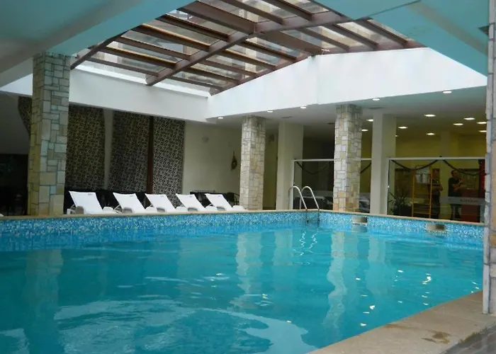 2br Snowflake By Si Banszko